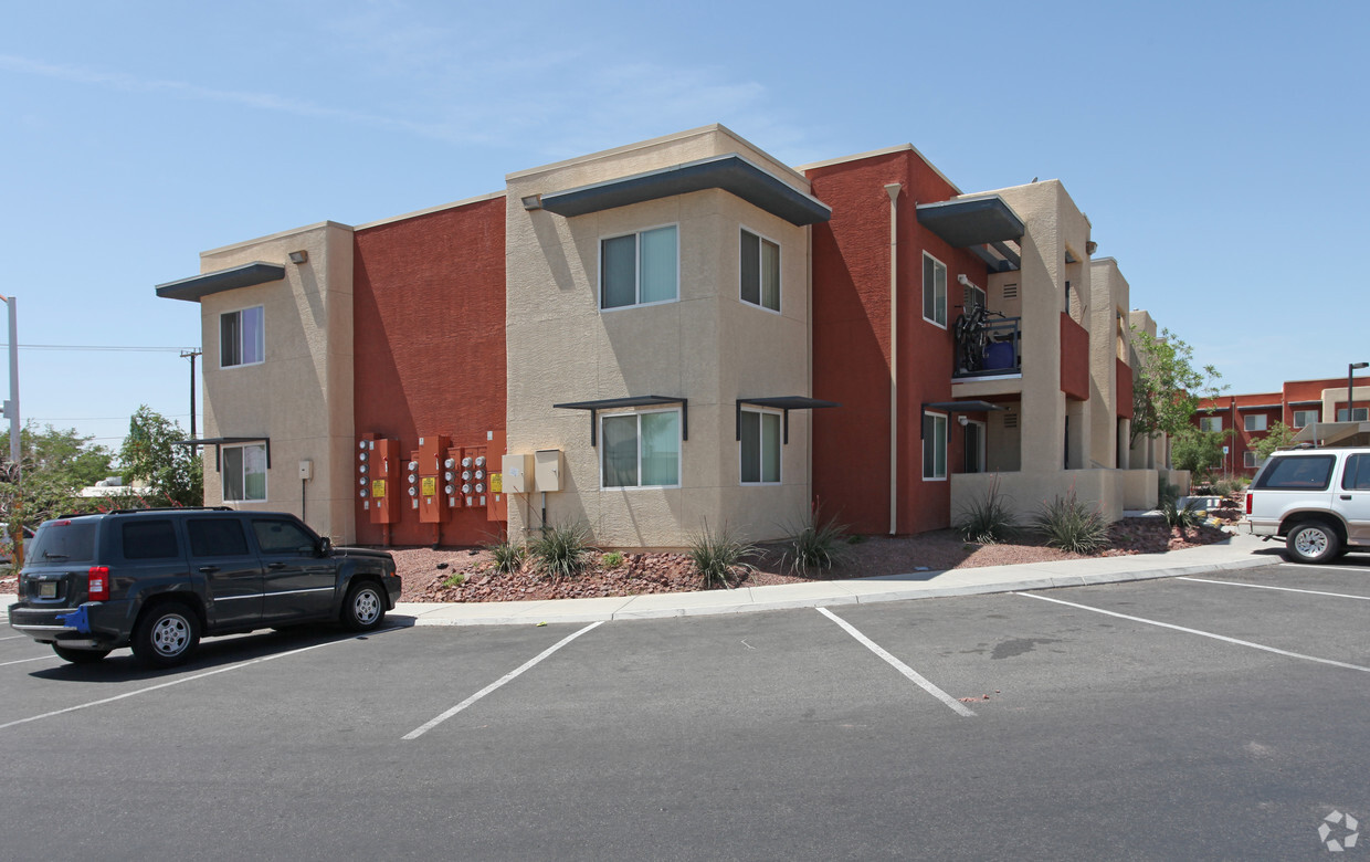 Foto del edificio - Cheyenne Crossing Apartments