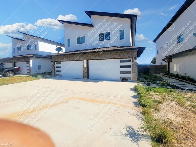 Foto del edificio - 3 br, 2.5 bath Duplex - 21210 Portsmouth C...