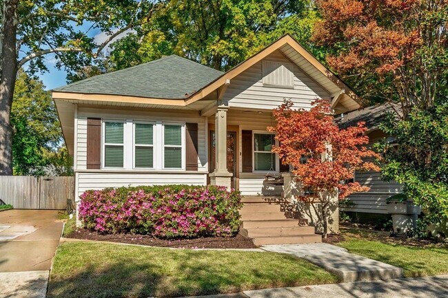 Foto del edificio - 1932 Carr Ave