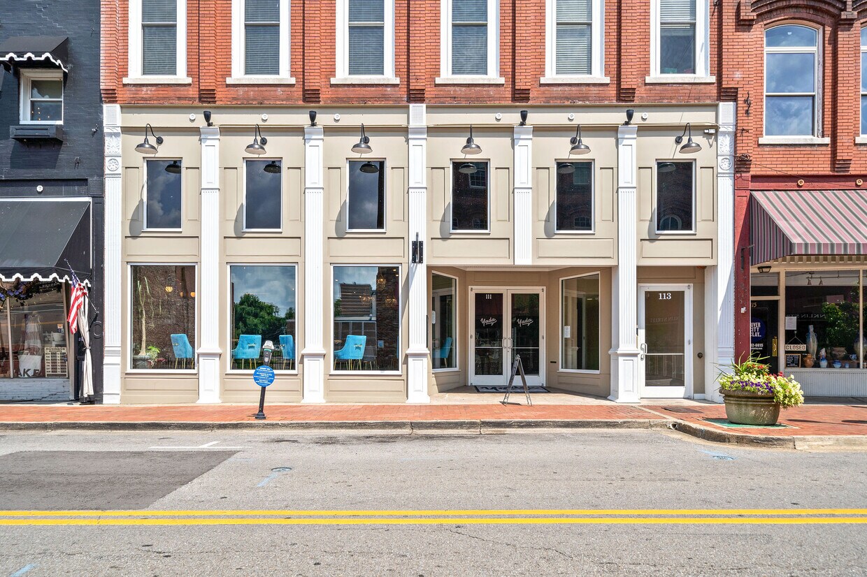 113 Franklin St, Clarksville, TN 37040 Apartments in Clarksville, TN