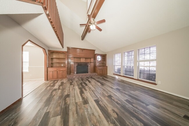 Foto del edificio - 11240 Cimarron Dr