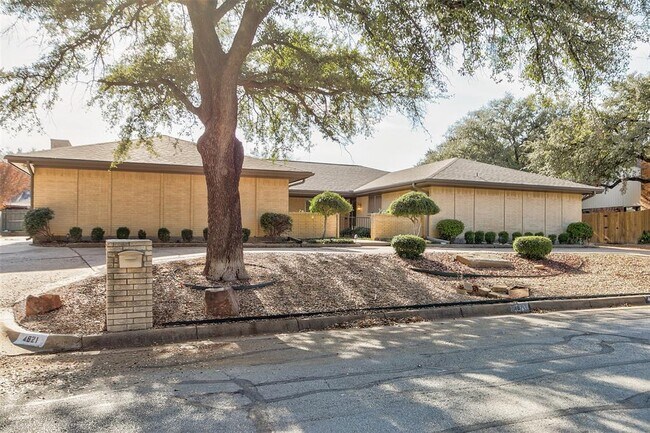 Building Photo - 4623 Ranch View Rd