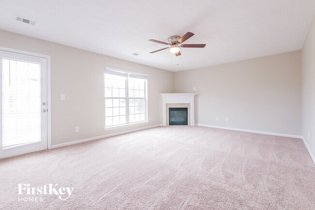 Building Photo - 1758 Bennett Dr