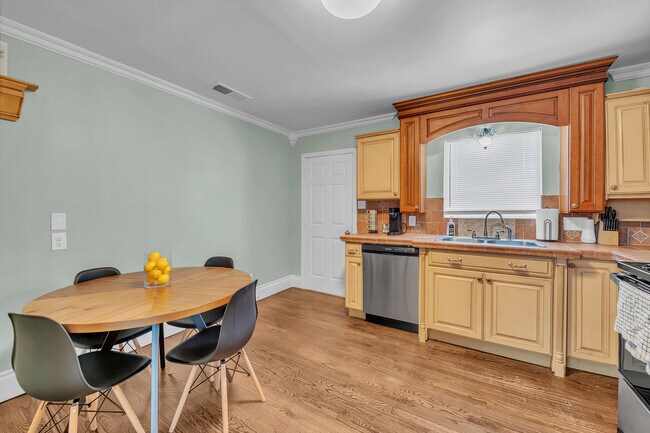 Ideal para inquilinos de medio plazo y estadías prolongadas. - 2301 North Dr