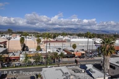 Foto del edificio - 11923 Laurelwood Dr