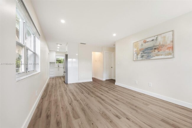 Foto del edificio - 3101 SW 19th St