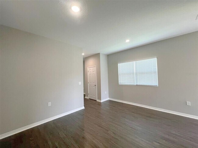 Building Photo - 3442 Cup Dr