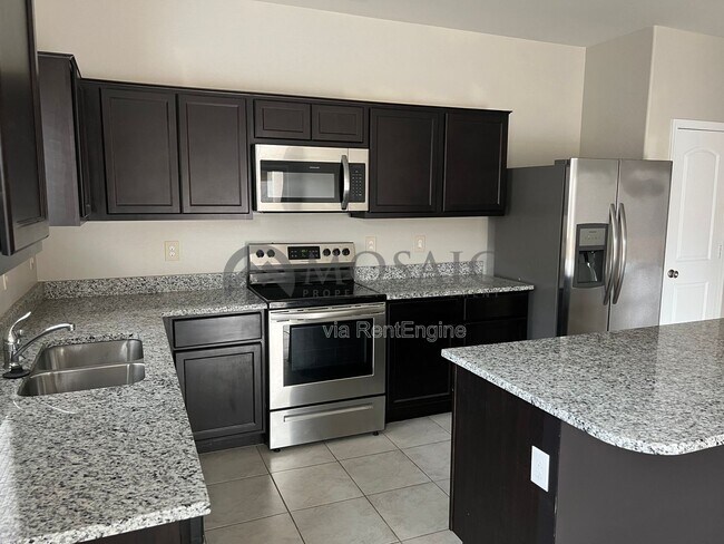 Foto del edificio - 42128 W Lunar St