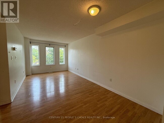 Building Photo - 80 Acorn Pl