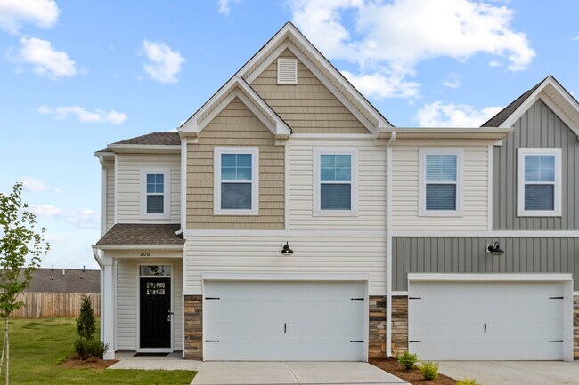 Building Photo - 206 Trail Branch Ct.
