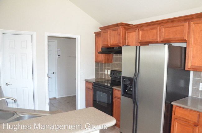 Building Photo - 3 br, 2 bath House - 2404 Arbor Dr