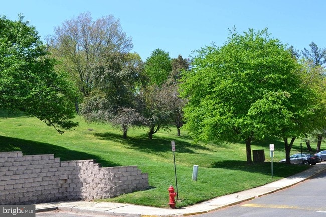 Foto del edificio - 2618 Fort Farnsworth Rd