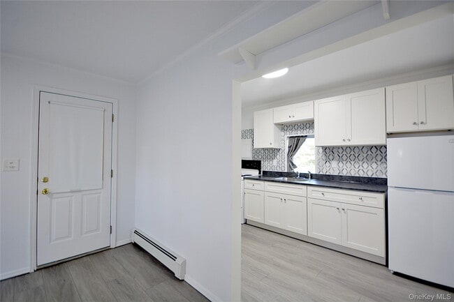 Foto del edificio - 140 Berg Ave