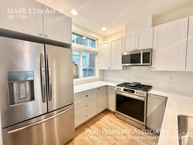 Foto del edificio - 3646 13th Ave W