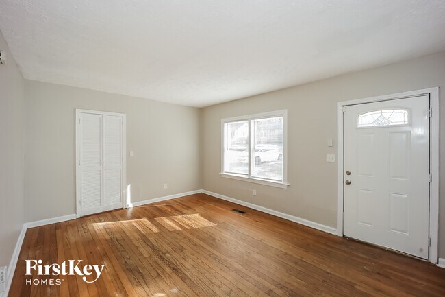 Foto del edificio - 519 Erin Ave SW