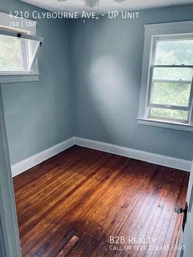 Foto del edificio - Charming 2 Bed, 1 Bath Gem- Your Ideal Hom...