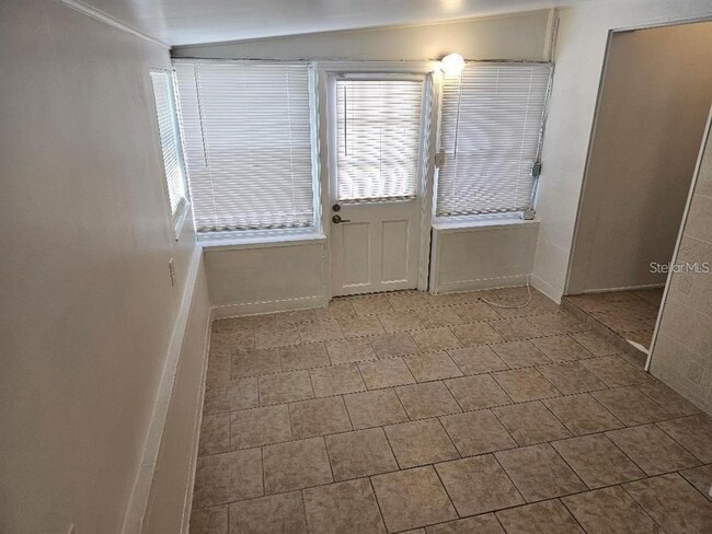 Foto del edificio - 103 32nd St NW