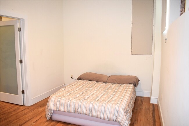 Building Photo - 257 Washington St