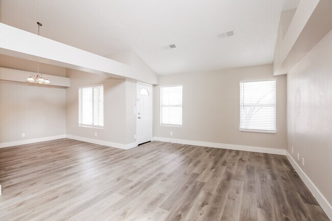 Foto del edificio - 106 Spinnaker Dr