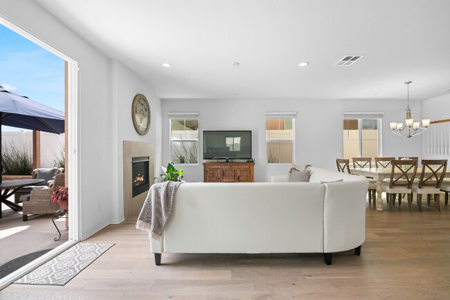 Foto del edificio - 7264 Wembley St