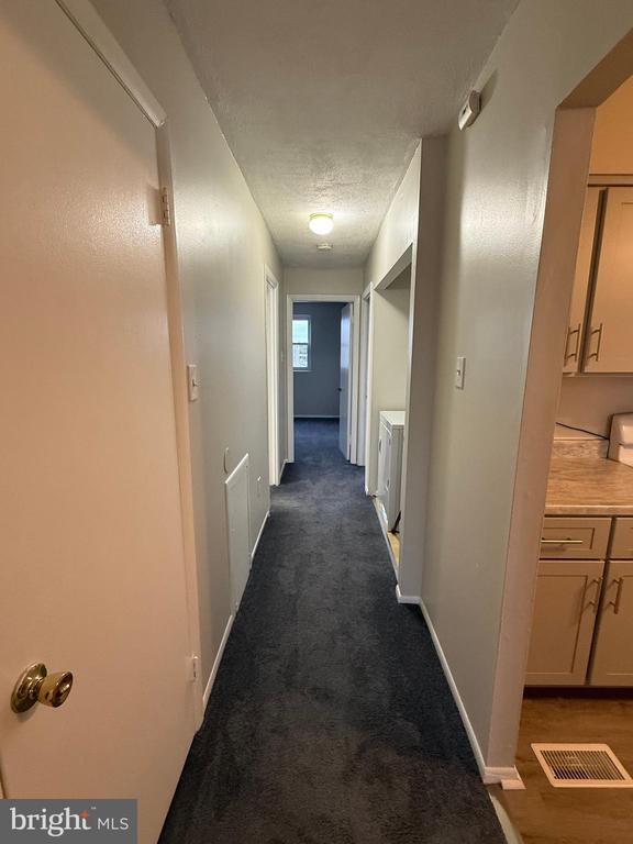 Foto del edificio - 3362 Fairdale Rd