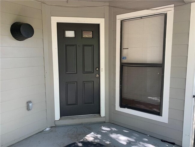 Building Photo - 10616 Mellow Meadow Dr