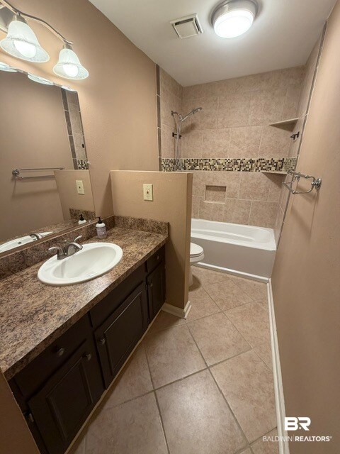 Foto del edificio - 389 Clubhouse Dr