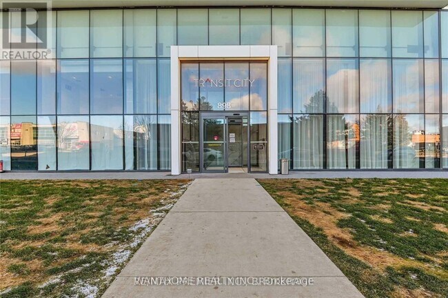 Photo du bâtiment - 898 Portage Pkwy