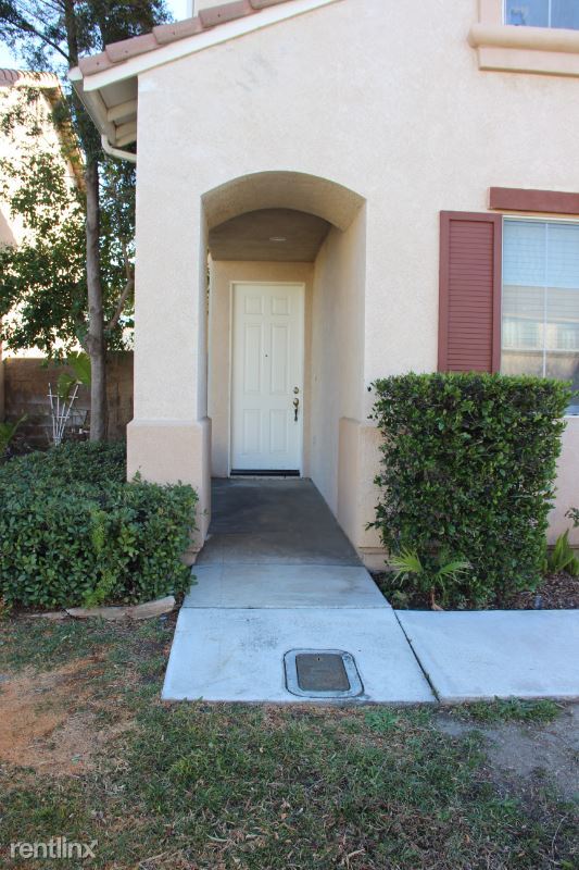 Building Photo - 4 br, 3 bath House - 6057 Hilton Head Ln