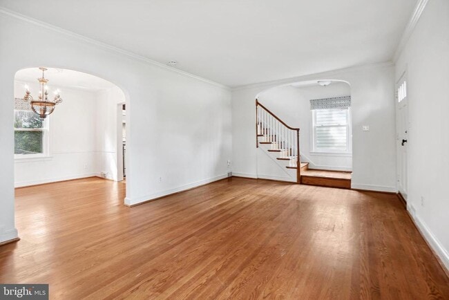 Building Photo - 7000 Exeter Rd