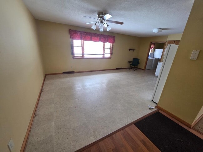 Building Photo - 46258 312th St