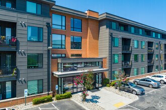 Building Photo - The Preserve