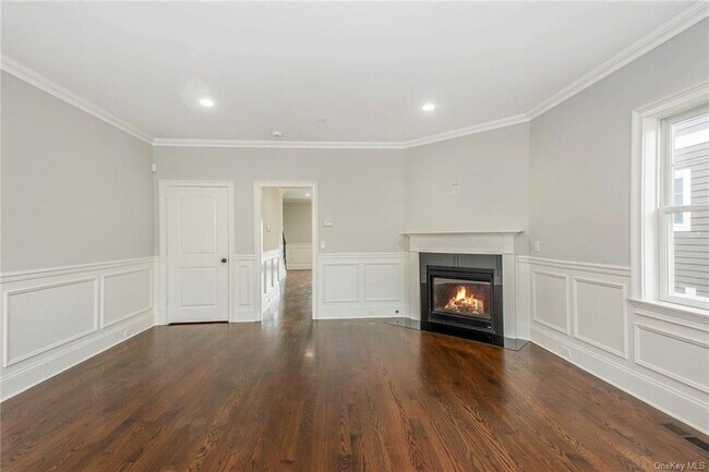 Building Photo - 181-183 Fremont St