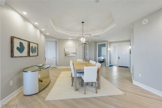 Building Photo - 4801 Island Pond Ct