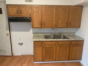 Building Photo - 9512 Community Rd