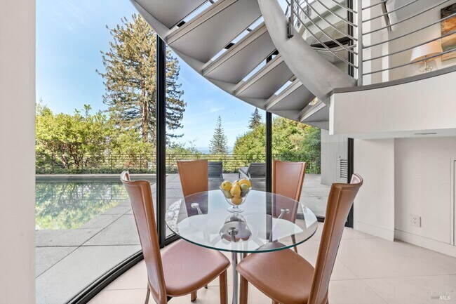 Foto del edificio - 408 Golden Gate Ave