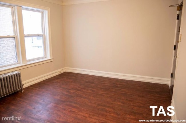 Foto del edificio - 6748 N Sheridan Rd