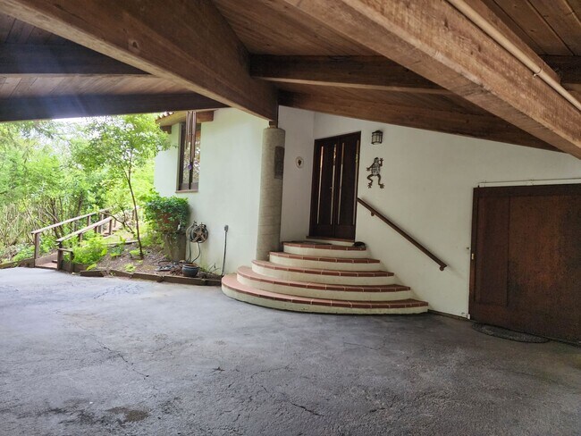 Building Photo - 11500 Mays Canyon Rd