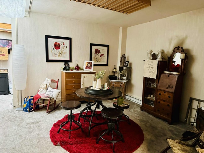 Building Photo - 160 N Main St