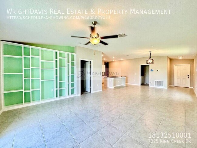 Foto del edificio - 7025 King Crk Dr