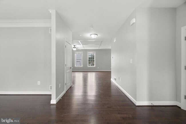 Foto del edificio - 945 Kayley Dr