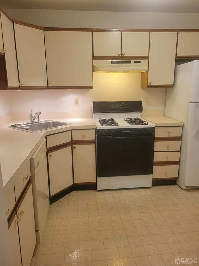 Foto del edificio - 1106 Stoneridge Cir