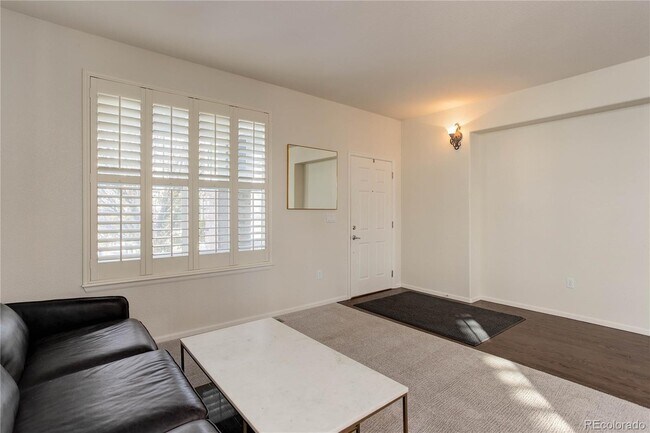 Building Photo - 11631 S Maiden Hair Way