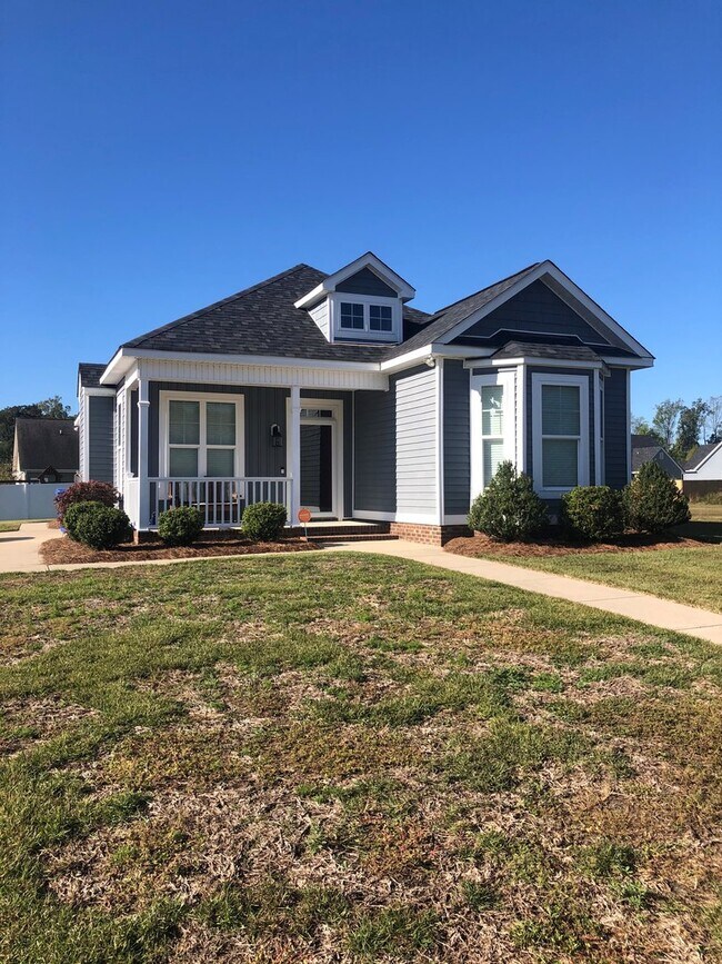 Building Photo - 3701 Ashford Dr NW