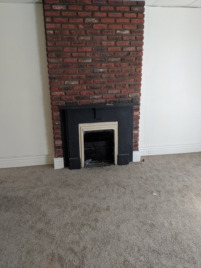 Photo - 1031 Euclid Apartment