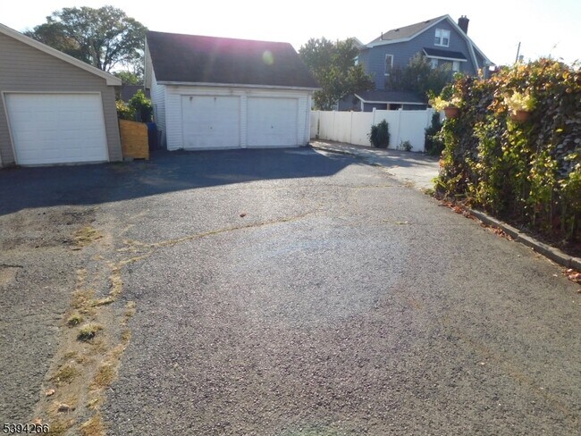 Building Photo - 78 Newark Ave