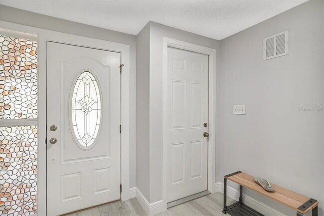 Foto del edificio - Fully Renovated 2-Bed, 2-Bath Retreat in G...