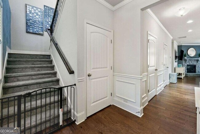 Foto del edificio - 6623 Rivergreen Rd