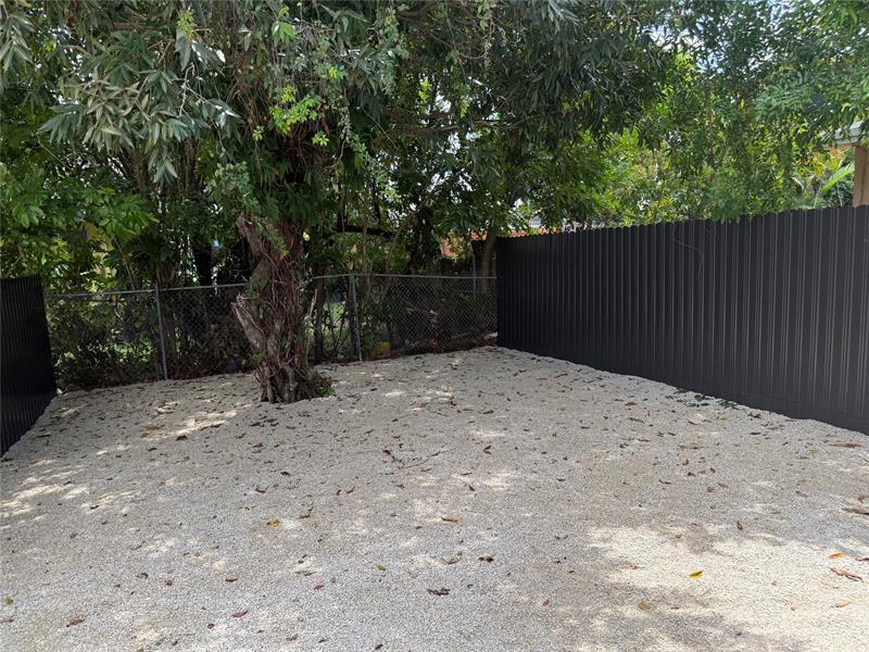 Foto principal - 2830 NW 15th Ct