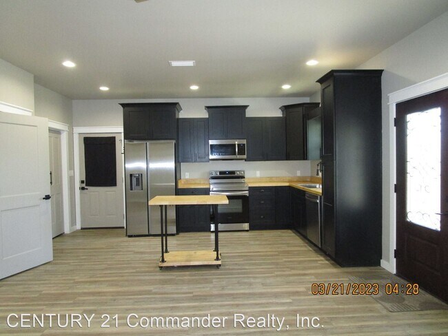Foto del edificio - 3 br, 2 bath House - 2704 E 1st Ct